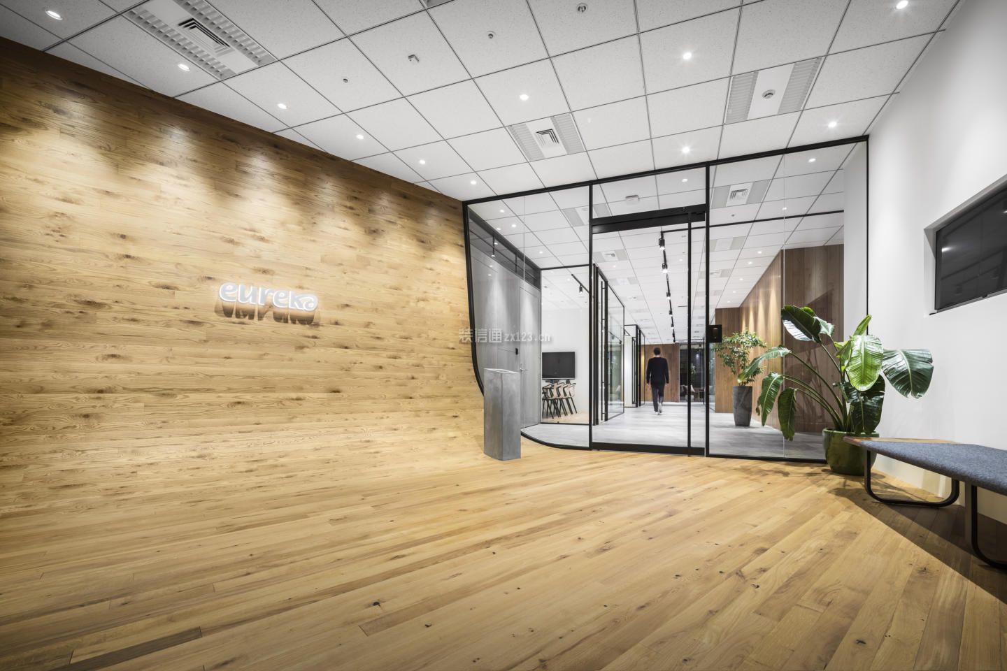 办公室大门装修效果图 办公室大门设计