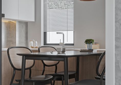 学府丽景山水云天138平现代风格装修案例